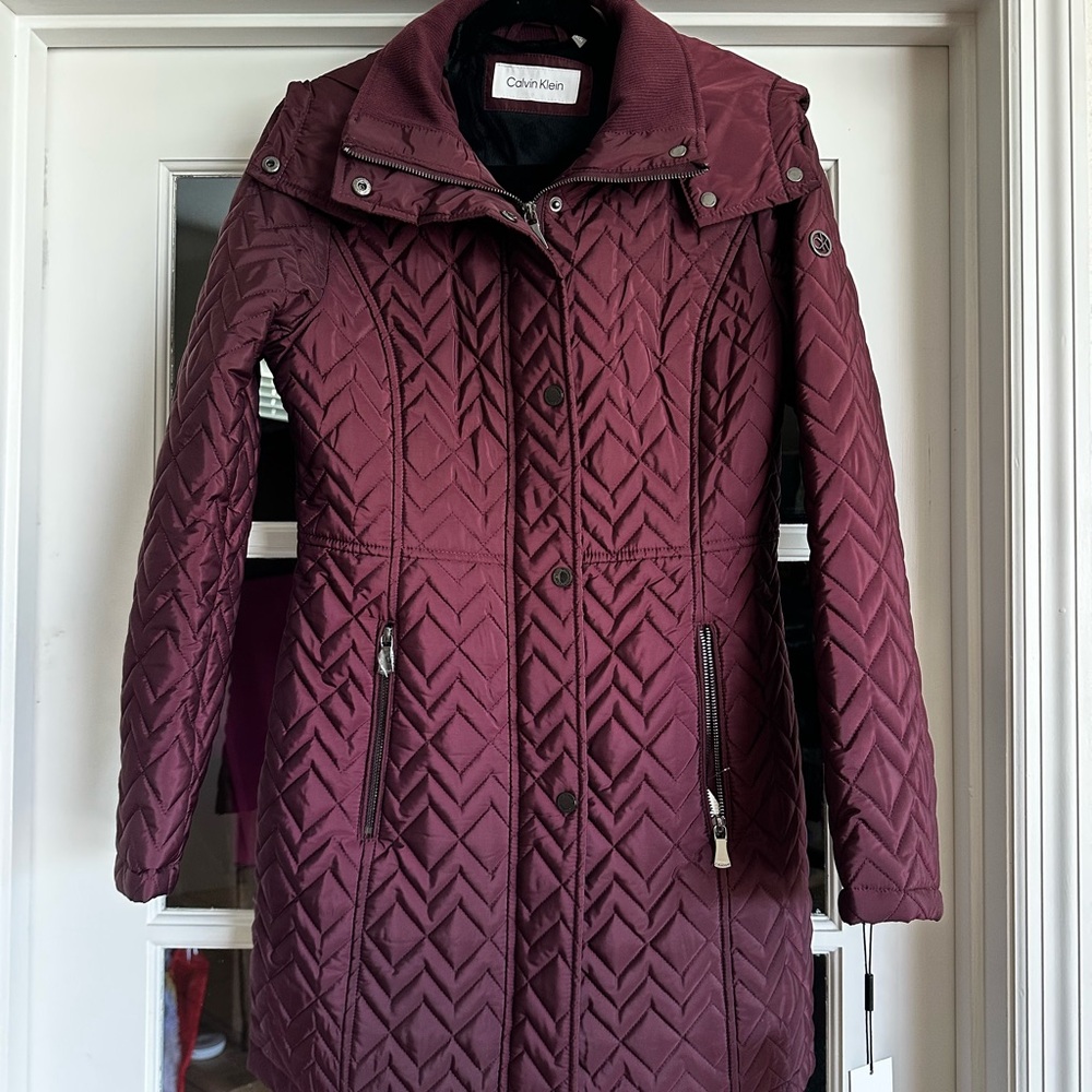 Calvin Klein Women's Puffer Coat - Deep Burgundy